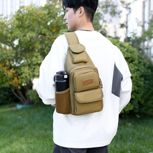 Sac de poitrine tactique à bandoulière unique, porte-bouteille d'eau décontracté, sac bandoulière en polyester tendance - Product Image 5