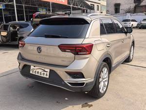 Volkswagen <span class=keywords><strong>T</strong></span>-<span class=keywords><strong>Roc</strong></span> 1.4T 2WD SUV Compatto di Lusso Usato Economico Guida a Sinistra - Product Image 5