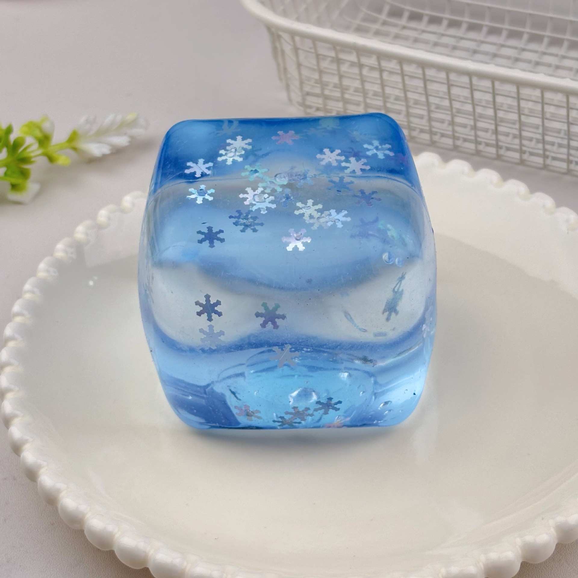Glace en flocon de neige bleue de 5,5 cm de très haute qualité