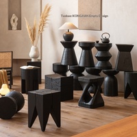 Tabouret, ottoman et table d'appoint en bois massif carbonisé style Wabi-sabi, rustique, bas, pièce design, décoration de style souche d'arbre, vintage, pour maisons d'hôtes