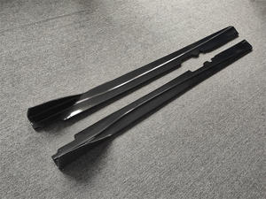 Jupes latérales en fibre de carbone style DMC pour <span class=keywords><strong>Ferrari</strong></span> F12 Berlinetta 2013-2017 - Product Image 4