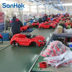 Özelleştirilmiş çocuklar araba montaj hattı bant konveyör ile oyuncak araba üretimi