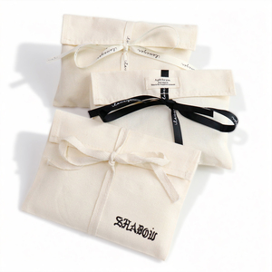 Bolsa de Terciopelo Ecológica Personalizada al por Mayor con Cinta para Guardar Ropa, Bolsos, Carteras y Libros - Product Image 2