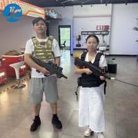 Pistola Láser Táctica Inteligente Comercial y Conjunto de Chaleco de Combate con Material ABS para Parques de Aventura y Salas de Juego