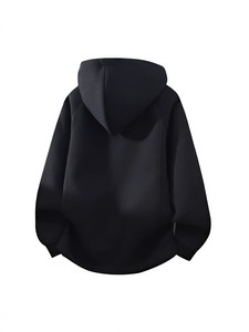 เสื้อฮู้ดผู้ชายสีดำทรงโอเวอร์ไซส์ สวมใส่สบายๆ สำหรับฤดูใบไม้ร่วง แขนเสื้อปกติ สีพื้น ผ้าถักเนื้อเฟรนช์เทอร์รี่ - Product Image 4