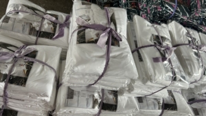 Set Lenzuola Bianche in Cotone per <span class=keywords><strong>Hotel</strong></span>, 3 Posti, 4 Pezzi: 2 Lenzuola Piane e 2 Federe - Product Image 5