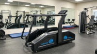 Simulateur de surf électrique commercial en plastique, modèle XYK005 de la marque XYK, pour entraînement de base en salle de sport