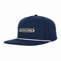 Casquette Snapback en Polyester à 5 Panneaux Personnalisée avec Bord Plat et Trous Découpés au Laser, Imperméable, Logo Brodé de Haute Qualité, Vente en Gros
