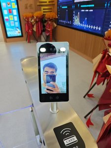 8 Inch Gezichtsdetectieterminal Voor Toegangscontrole Aanwezigheid Machine Gezichtsherkenning Gate Automatiseringssysteem Met Sdk Api - Product Image 6