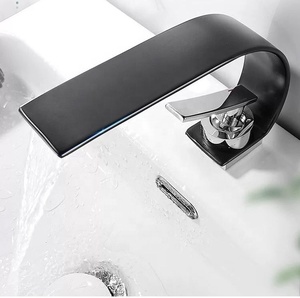 Rubinetto a Cascata ad Arco per Lavabo Bagno <span class=keywords><strong>Miscelatore</strong></span> per Lavandino <span class=keywords><strong>Nero</strong></span> Cromato - Product Image 2