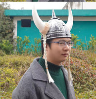 Sombrero de cuerno de vaca, sombrero de samurái vikingo pirata, casco de guerrero de Halloween, Bola de vacaciones, sombrero de Guerrero romano antiguo