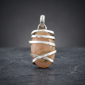 Derniers pendentif en argent fin à la mode avec pendentifs et breloques de qualité supérieure en quartz rose - Product Image 2