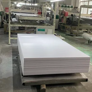 Fábrica al por mayor 3mm 5mm 4X8FT tamaño al aire libre signos blanco Flexible plástico expandido Celuca Forex hoja PVC tablero de espuma