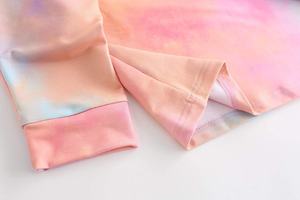 Haute qualité femmes léger coton éponge sweats hiver haut court sweats à capuche avec 3D broderie avant Badge décoration - Product Image 4