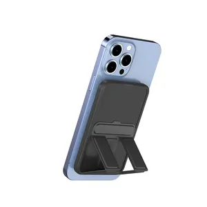 2022 Produk Baru Ultra Slim Kickstand Magnetic Power Bank Nirkabel untuk iPhone 14 13 12 Mini Pro Max untuk Casing Earbud