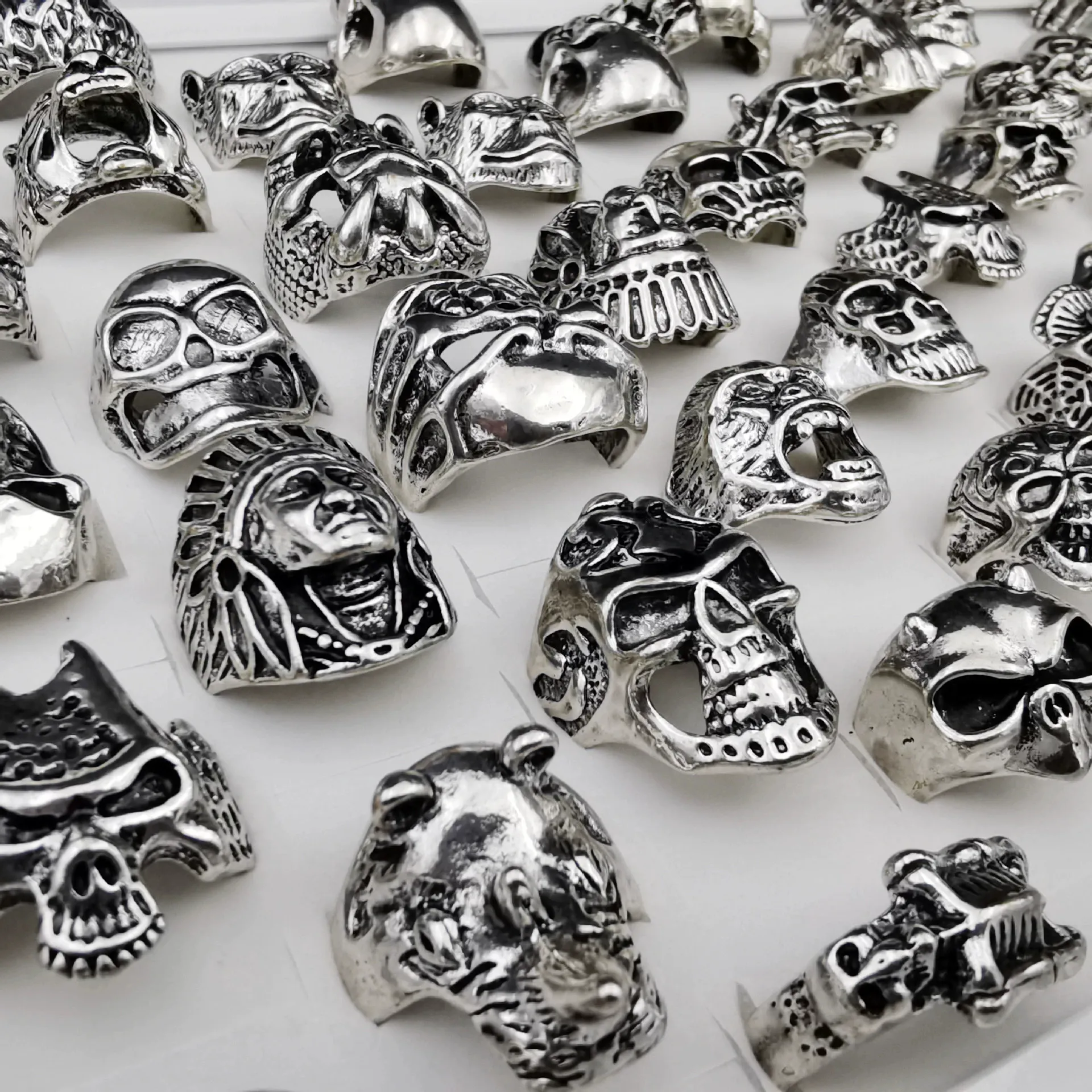 2023 Party Zinc Alloy Gift Men's skeleton skull rings punk geometric male rings cheap rings for sale