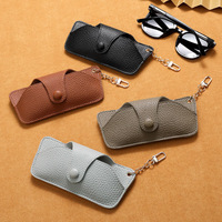 Étui à lunettes en cuir fait main anti-stress, sac à lunettes résistant aux chocs, sac à lunettes portable, sac à lunettes avec chaîne