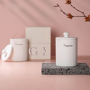 Coffret cadeau de bougie d'aromathérapie exquis et unique Coffret cadeau de bougie d'aromathérapie de qualité supérieure - Product Image 1