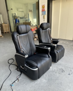 Siège auto électrique de luxe modifié avec fonction pivotante pour <span class=keywords><strong>Toyota</strong></span> Hiace Sienna Voxy Granvia - Product Image 3