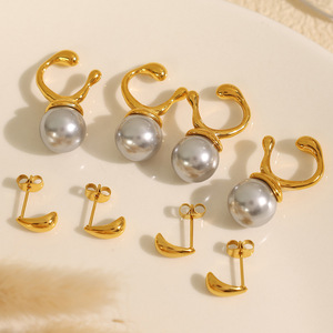 Fashion Stud Earrings Grey Pearl With Gold <b>Clip</b> Design For Party Wear Zinc Alloy Material - Product Image 1