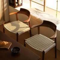 Chaise de salle à manger en bois massif avec accoudoirs de style médiéval, design en corde de rotin, chaise en corne, vente en gros d'usine