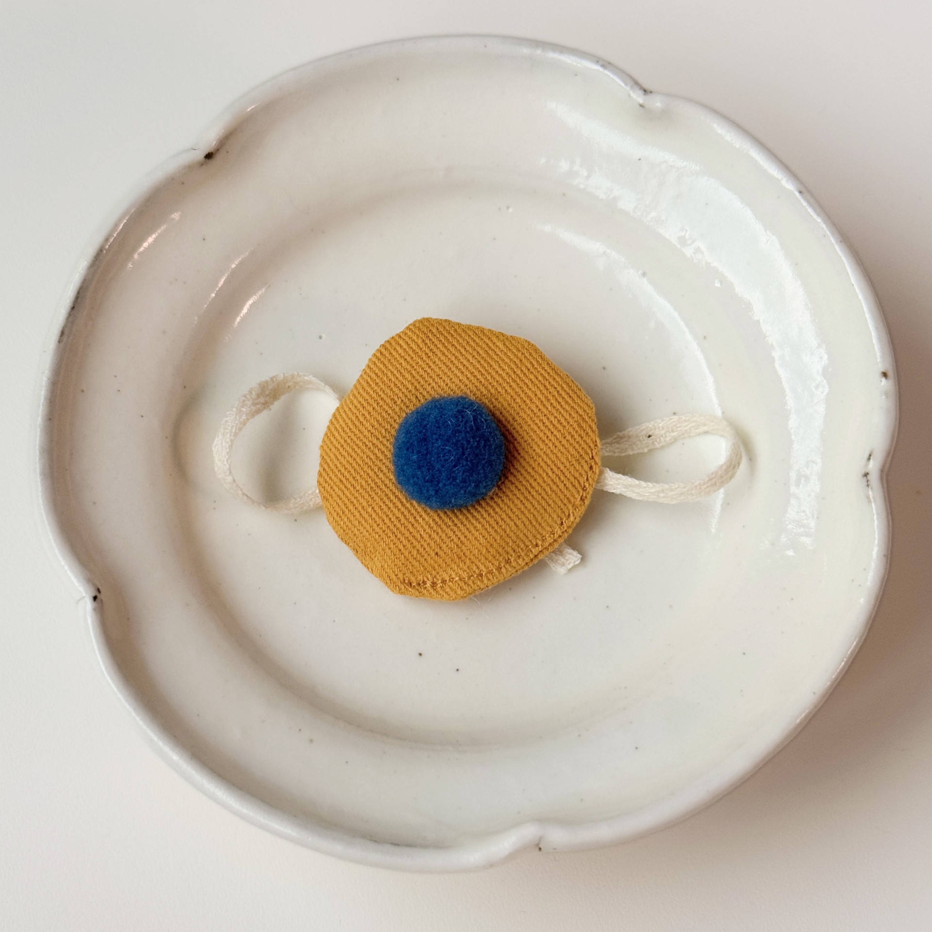 Painter's hat (yellow) - 10-17cm universal