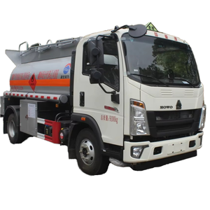 Camion <span class=keywords><strong>cisterna</strong></span> d'acciaio Diesel di Sinotruk Howo per i liquidi infiammabili (carro armato-tipo veicolo di trasporto) 5-10T capacità di carico 5001-10000L carro armato - Product Image 1