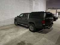 Hard-top en aluminium pour camionnette avec porte-bagages sur le toit, personnalisé pour Toyota Tacoma Smart Cap
