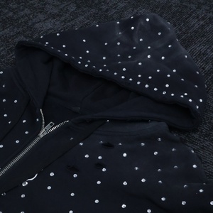 Fabricant de survêtements personnalisés de 500 GSM, OEM, avec strass, effet délavé, style streetwear vintage pour hommes - Product Image 5