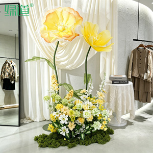 Grandes compositions florales artificielles Greenway en mousse et soie pour décoration intérieure et présentation en showroom - Product Image 1