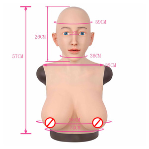 Maschera in Silicone Morbida e Realistica con Seno in Silicone per Travestimenti, Transgender e Costumi di Halloween - Product Image 5