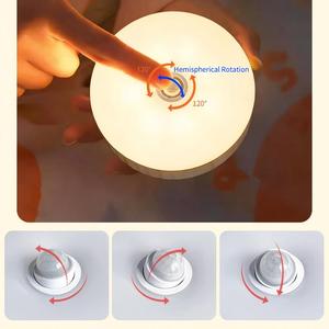 Nouvelle innovation 2026 : Lumière LED rotative à détecteur de mouvement pour armoire, ronde, rechargeable 5V, veilleuse à induction - Product Image 1