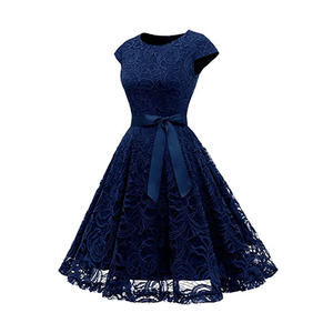 Robe Veloria Empressline LuxeFlow Silhouette avec des détails de courbes radieuses et un design féminin moderne et élégant - Product Image 6