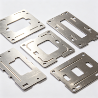 Fabrication sur mesure par découpe laser de plaques métalliques épaisses pour supports mécaniques, accessoires de protection.