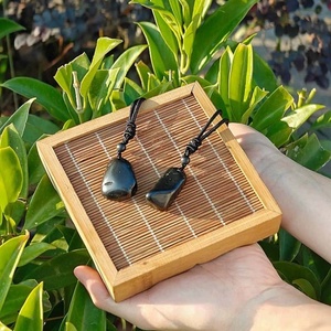 <span class=keywords><strong>Shungite</strong></span> Naturelle Russe Brute Polie, Forme Libre Irrégulière, Unique, Solide, Durable, Mystique, Spirituelle, Minérale, Bijou de Clavicule - Product Image 2