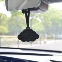 Vente en gros de nuages de bon augure suspendus désodorisant parfum voiture cadeau décoratif parfumé pendentif armoire simili cuir tablette