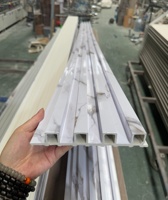 Panneaux muraux intérieurs en PVC de plusieurs styles, panneaux muraux en bois-plastique composite WPC, revêtement mural rainuré