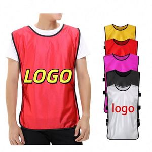 เสื้อกั๊กโลโก้แบบยูนิเซ็กซ์ สำหรับโปรโมชั่น ผลิตจากโพลีเอสเตอร์ 100% ขายส่ง ปรับแต่งได้ ระบายอากาศได้ดี เสื้อกั๊กตาข่ายสำหรับฝึกซ้อมฟุตบอลแบบซับลิเมชั่น - Product Image 1