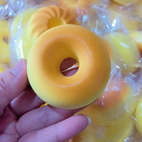 Jouet Squishy en Mousse PU à Rebond Lent, Design Doux en Forme de Pétale de Donut, pour Enfants et Adultes de 5 à 7 Ans, Cadeau Anti-Stress et de Décompression