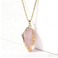 Kalung Liontin Topaz Bubuk DIY Wanita, Batu Kristal Kuarsa Mawar Alami Tak Beraturan Berlapis Emas untuk Penyembuhan Energi