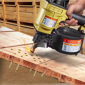 Clavadora Neumática CN70B para Bobinas de 45mm a 70mm, Pistola de Clavos para Embalaje de Palés de Madera - Product Image 5