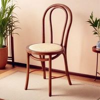 Moderner Esszimmerstuhl aus massivem Buchenholz, klassischer Wiener Café-Kaffee-Stuhl, stapelbar für Restaurant-, Bistro- und Hotelmöbel