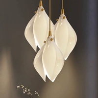 Lustre suspendu en céramique en forme de pétale de magnolia pour intérieur moderne, chambre, restaurant, villa, duplex, escalier, LOFT
