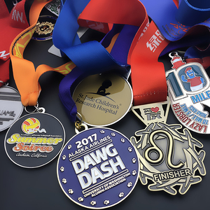 Custom Zinc Alloy Rotatable Key Medal Running Sport Marathon Award with UV Printed Portable Lanyard