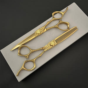 กรรไกรตัดผมสีทอง 8S ขนาด 6 นิ้ว สำหรับมืออาชีพ ใช้ในร้านเสริมสวย ใบมีดสแตนเลสสำหรับคนถนัดขวา แบบมาตรฐาน - Product Image 3