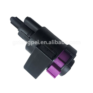 Accesorios de coche Interruptor de luz de freno de estacionamiento para AUDI OEM 4F0945459B - Product Image 4