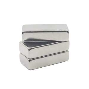 Cinese fornisce un magnete ad anello diametralmente magnetizzato con segmento ad arco <span class=keywords><strong>molto</strong></span> forte magneti al neodimio più potenti - Product Image 6