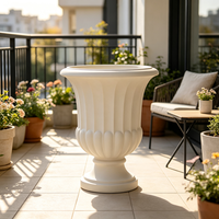 Urne romaine européenne, pot à fleurs en résine fait main et peint à la main, piédestal cannelé classique, décoration pour jardin, patio, maison