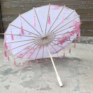 Paraguas de papel a prueba de lluvia <span class=keywords><strong>y</strong></span> viento, sombrilla china de baile con mango <span class=keywords><strong>y</strong></span> borlas, flor de ciruela - Product Image 3