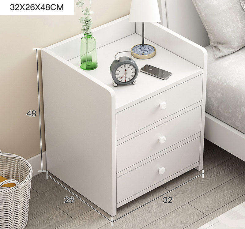 ลิ้นชักสีขาวสามลิ้นชัก